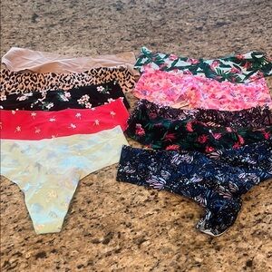 NWT Victoria's Secret no show thong panty bundle